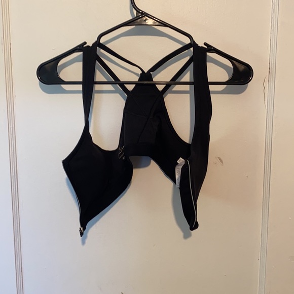 Athleta sports bra front closure half moon strap - Picture 5 of 8